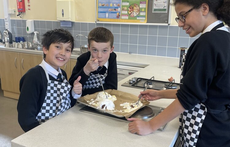 Image of STEM Club takes on Food Technology