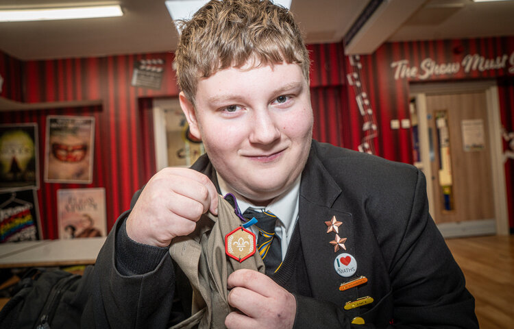 Image of Year 9 pupil explores for scouting gold